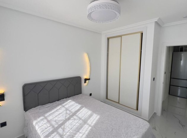 Reventa - Apartamento / Piso - Orihuela Costa