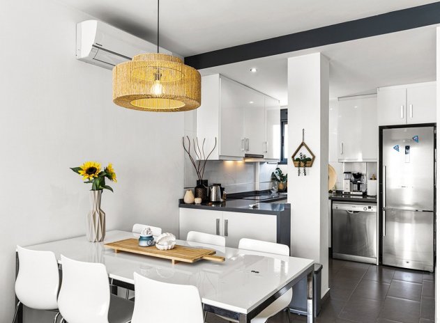 Herverkoop - Appartement - Orihuela Costa - La Zenia