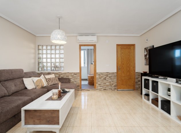 Resale - Apartment / Flat * - Gran Alacant *