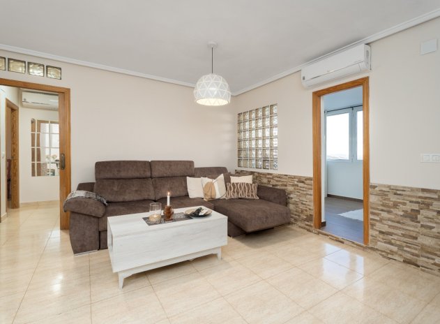Resale - Apartment / Flat * - Gran Alacant *