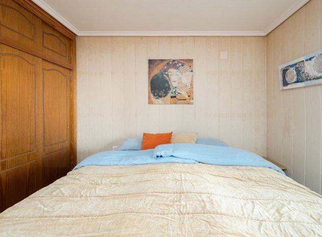 Resale - Apartment / Flat * - Gran Alacant *