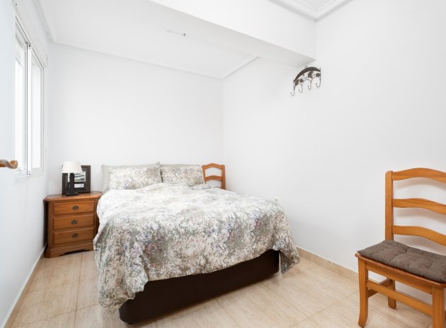 Resale - Apartment / Flat * - Gran Alacant *