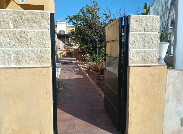 Herverkoop - Appartement - Los Montesinos - La Herrada