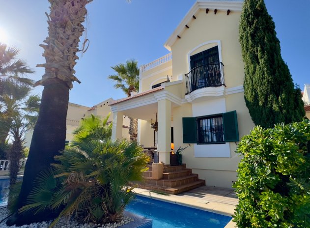 Herverkoop - Villa - Orihuela Costa - Los Dolses*