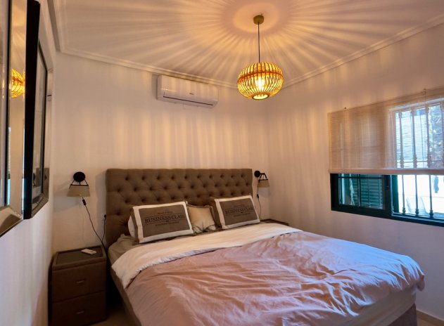 Herverkoop - Villa - Orihuela Costa - Los Dolses*