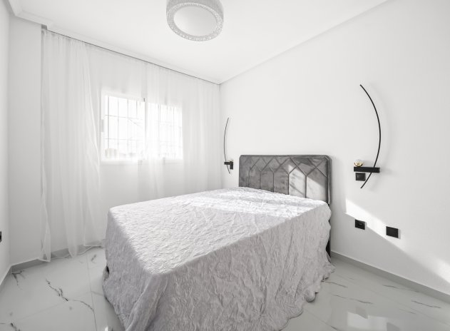 Herverkoop - Appartement - Orihuela Costa - Playa Flamenca