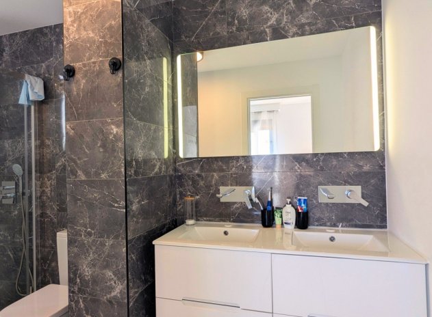 Wiederverkauf - Wohnung - San Miguel de Salinas