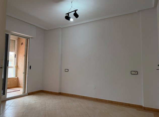 Herverkoop - Appartement - Torrevieja - Playa de los Locos