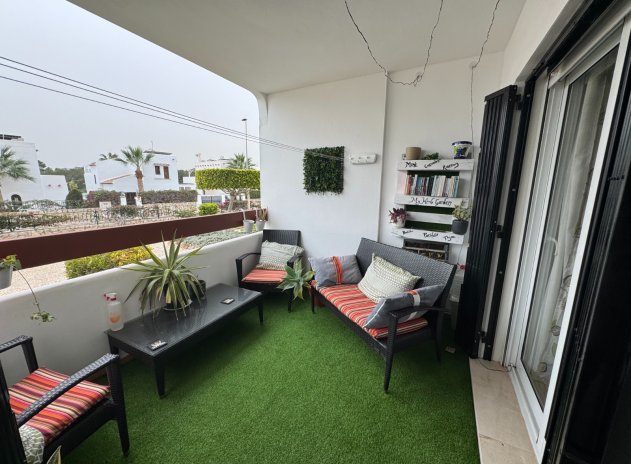 Resale - Apartment / Flat * - Campoamor *