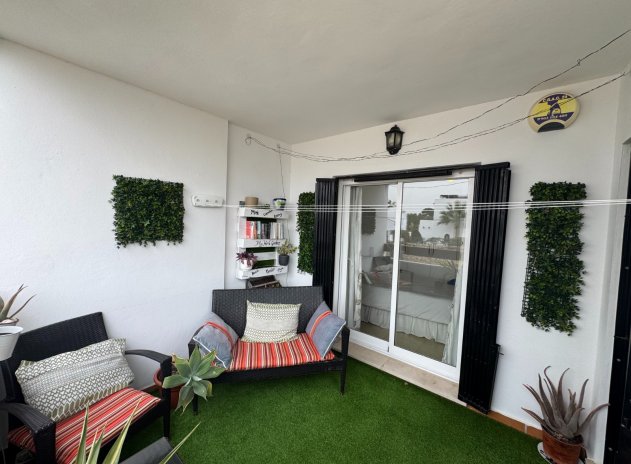 Resale - Apartment / Flat * - Campoamor *