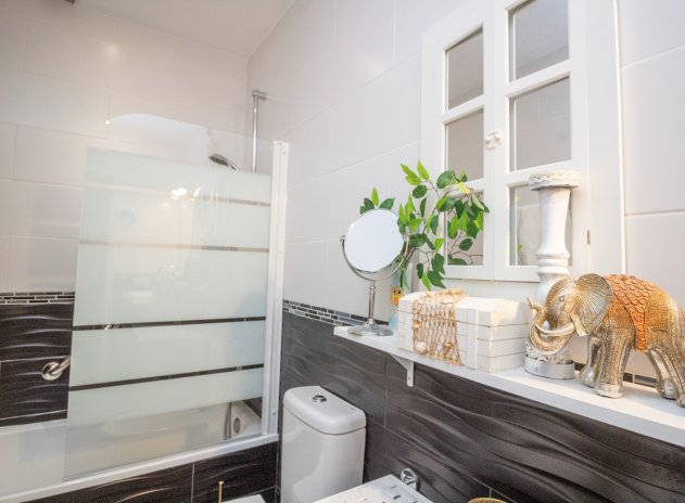 Herverkoop - Villa - Villamartin - Fortuna