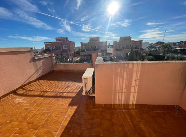 Herverkoop - Rijwoning - Los Montesinos - La Herrada