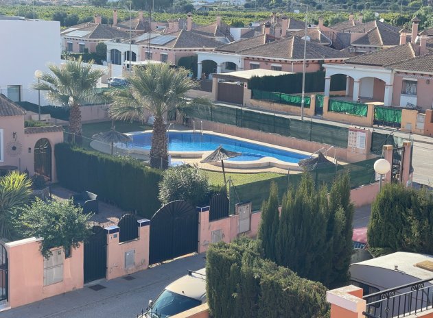 Herverkoop - Rijwoning - Los Montesinos - La Herrada