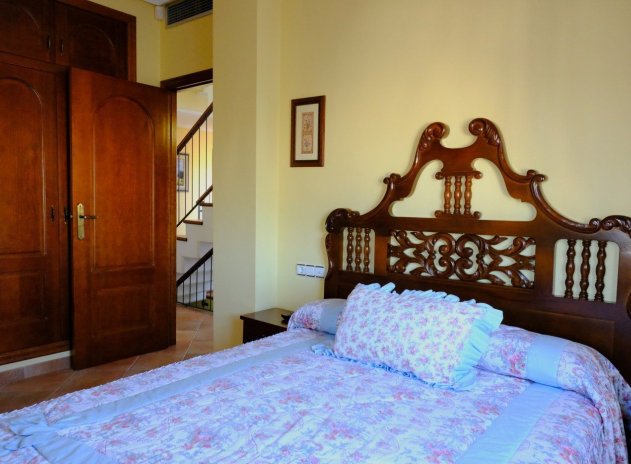 Herverkoop - Villa - Orihuela - Correntías Medias