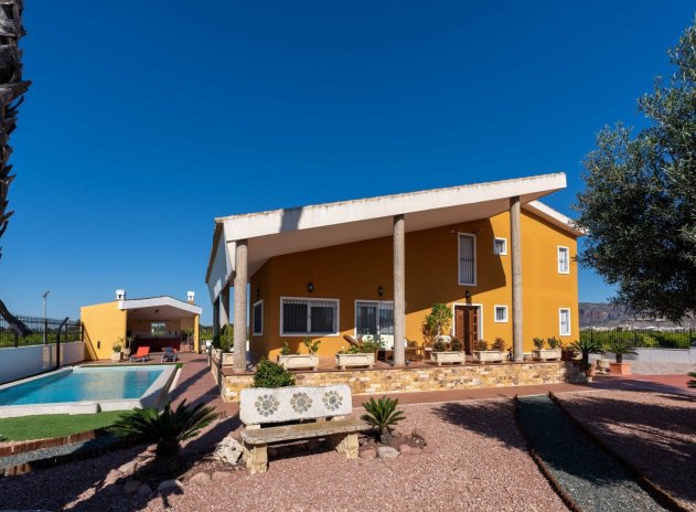 Herverkoop - Villa - Orihuela - Correntías Medias