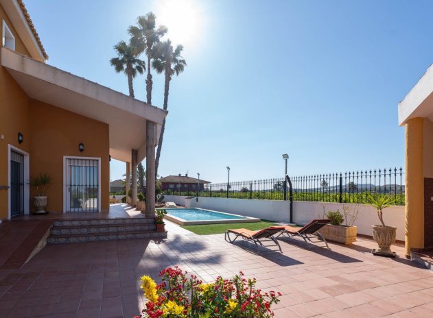 Herverkoop - Villa - Orihuela - Correntías Medias