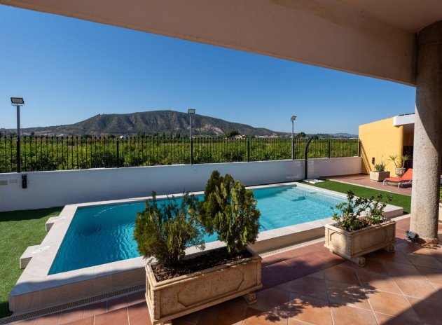 Herverkoop - Villa - Orihuela - Correntías Medias