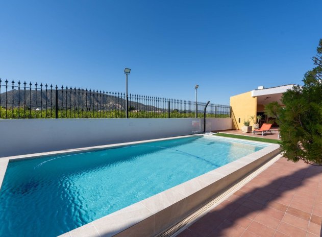 Herverkoop - Villa - Orihuela - Correntías Medias