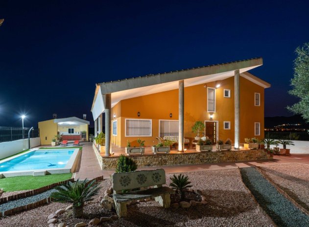 Herverkoop - Villa - Orihuela - Correntías Medias