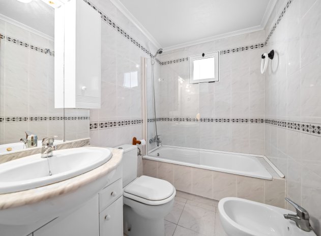 Herverkoop - Appartement - Torrevieja - La Mata