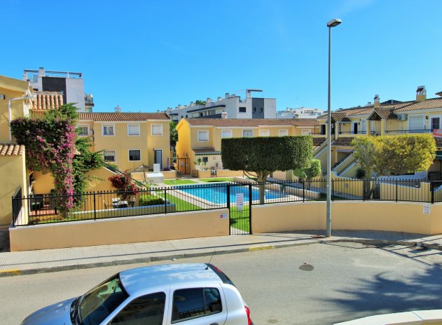 Wiederverkauf - Wohnung - Villamartin - Villamartín