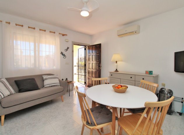 Wiederverkauf - Wohnung - Villamartin - Villamartín