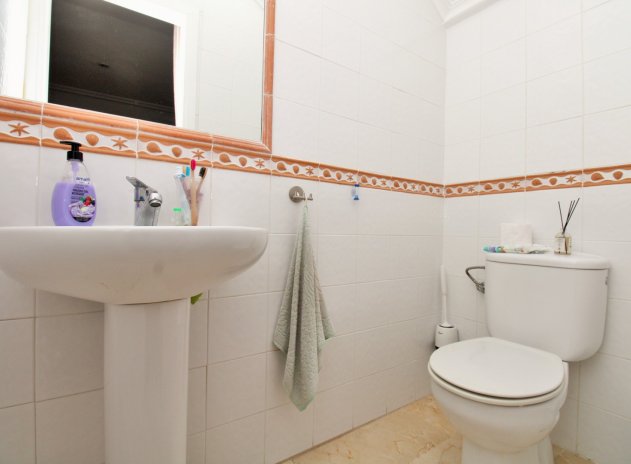 Herverkoop - Rijwoning - Villamartin - Los Dolses