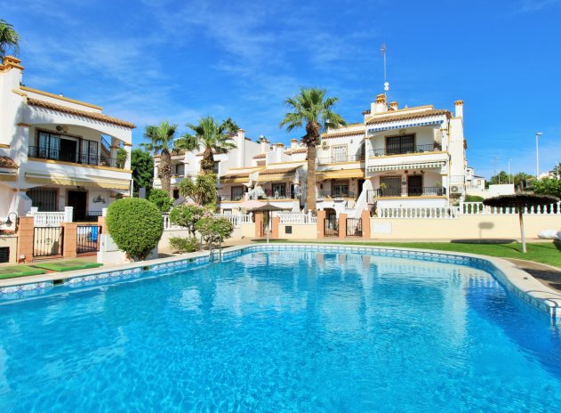 Herverkoop - Rijwoning - Villamartin - Los Dolses