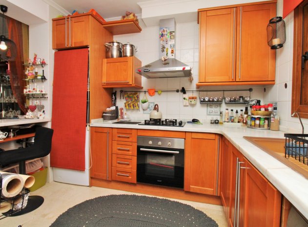 Herverkoop - Rijwoning - Villamartin - PAU 8