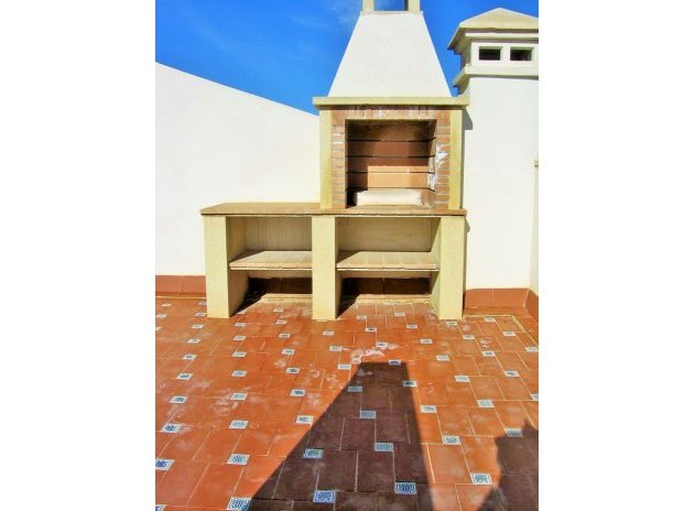 Herverkoop - Rijwoning - Villamartin - PAU 8