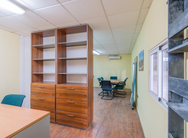 Lange Termijn Verhuur - Commercieel - Pilar de la Horadada - Polígono industrial Cañada de Práez