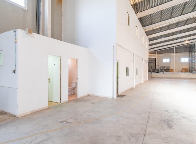 Lange Termijn Verhuur - Commercieel - Pilar de la Horadada - Polígono industrial Cañada de Práez