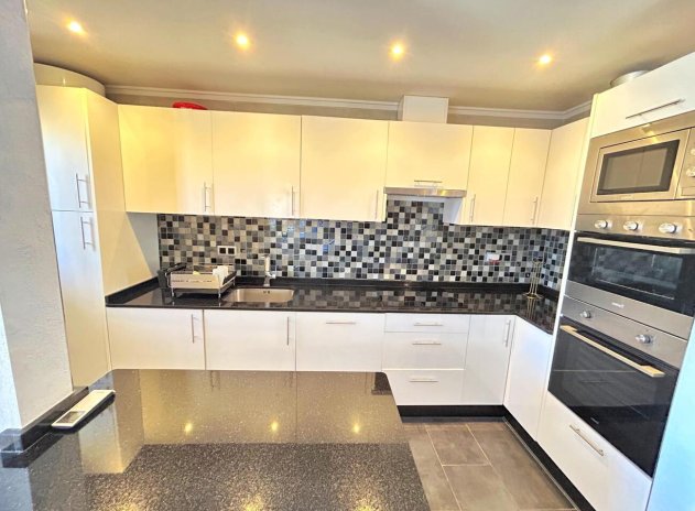 Herverkoop - Rijwoning - Villamartin - Villamartín