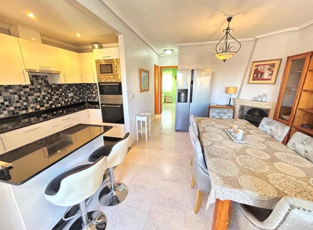 Herverkoop - Rijwoning - Villamartin - Villamartín