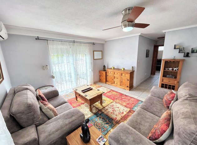 Herverkoop - Rijwoning - Villamartin - Villamartín