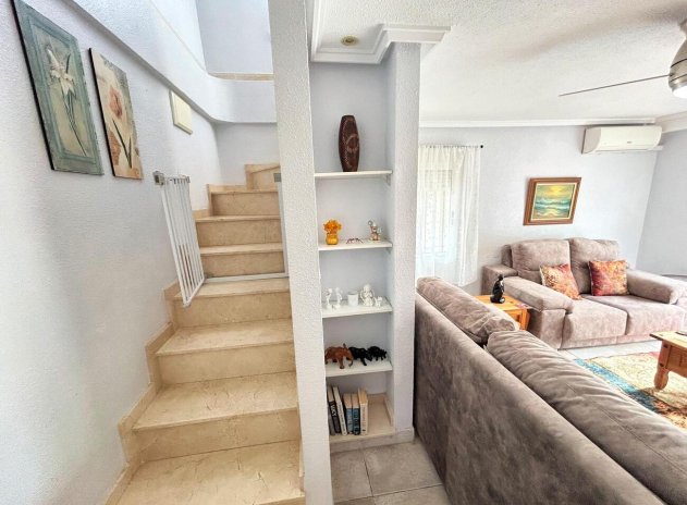 Herverkoop - Rijwoning - Villamartin - Villamartín