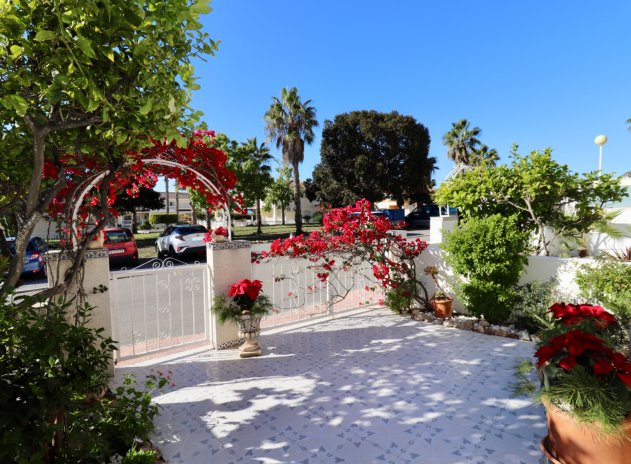 Reventa - Casa adosada - Ciudad Quesada - Doña Pepa