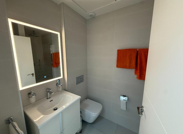 Reventa - Apartamento / Piso - Orihuela Costa - Los Dolses