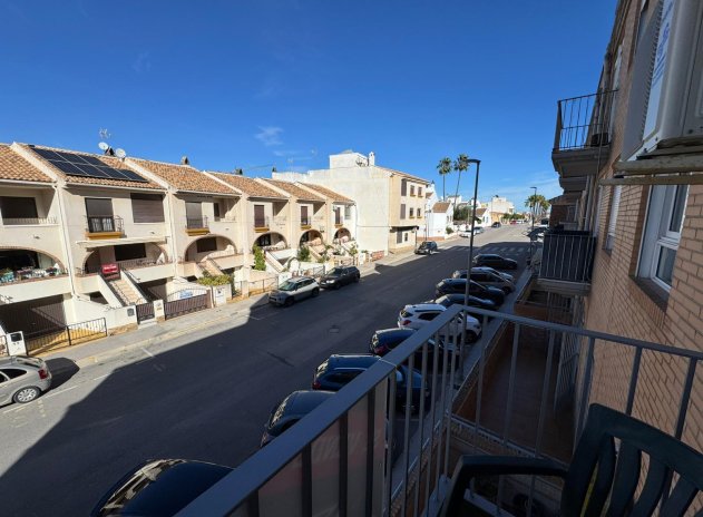 Reventa - Apartamento / Piso - San Miguel de Salinas