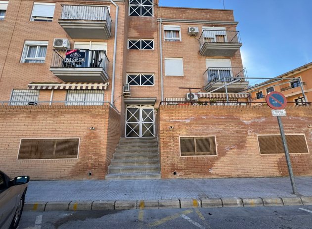 Reventa - Apartamento / Piso - San Miguel de Salinas