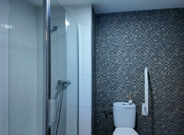 Herverkoop - Commercieel - Alicante - Alicante - City