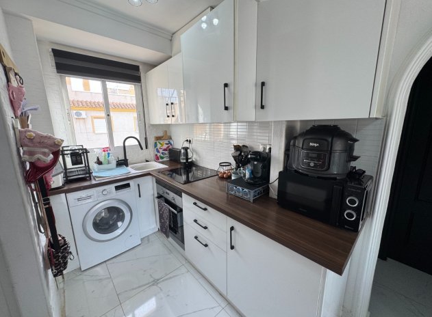 Herverkoop - Appartement - Orihuela Costa - Las Filipinas