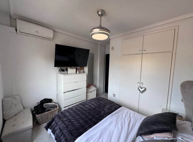 Herverkoop - Appartement - Orihuela Costa - Las Filipinas