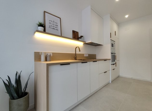 Revente - Appartement - Torrevieja - La Siesta