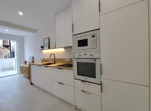 Revente - Appartement - Torrevieja - La Siesta