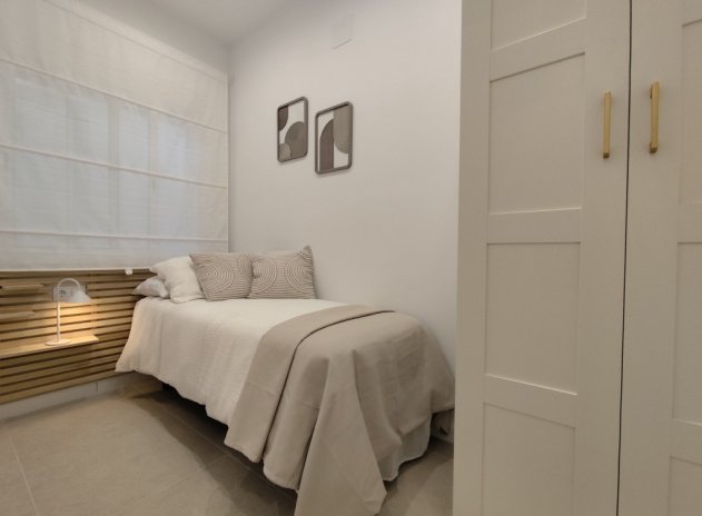 Revente - Appartement - Torrevieja - La Siesta