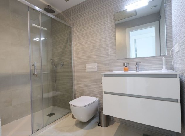 Resale - Apartment / Flat * - Orihuela Costa *