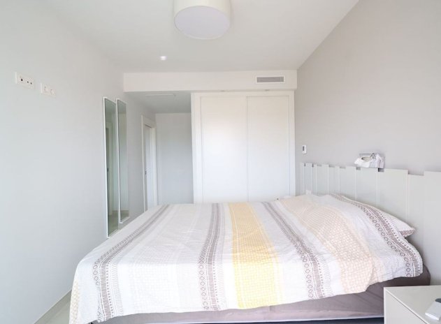 Resale - Apartment / Flat * - Orihuela Costa *