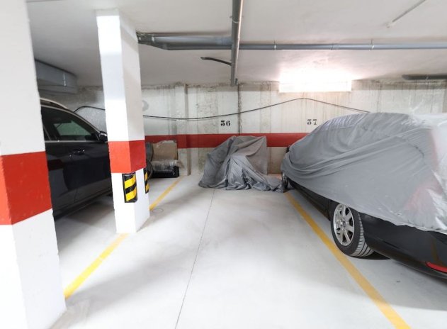 Resale - Apartment / Flat * - Orihuela Costa *