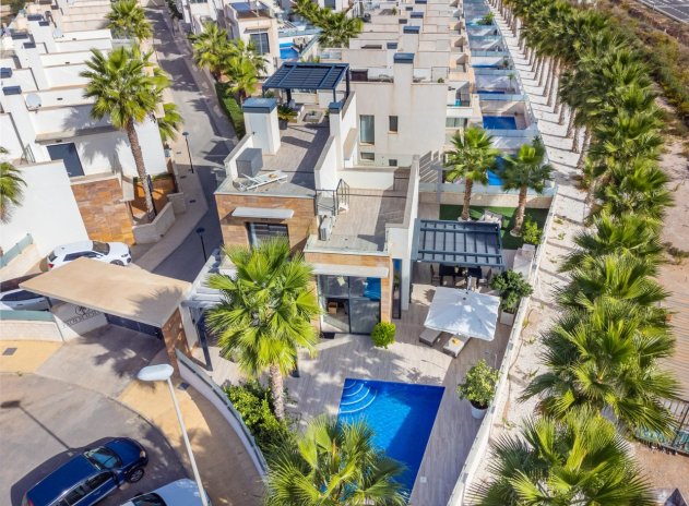 Herverkoop - Villa - Cabo Roig